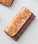 【ブランド直営店とナチュラン限定】エッグカウレザーメッシュ長財布(ブラウン)