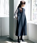 【リンネル別注】内田彩仍さん×STAMP AND DIARY Aラインのノースリーブワンピース(ネイビー)